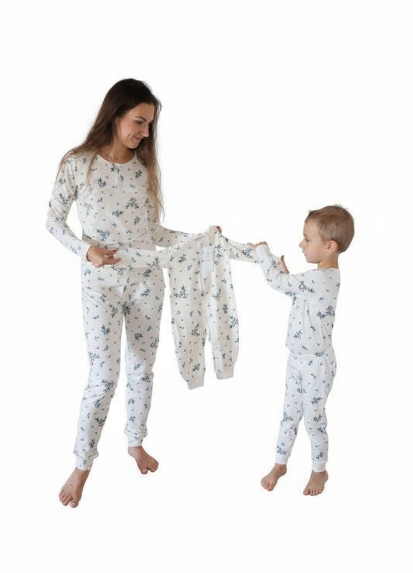 Dámské/dívčí pyžamo s borůvkami Lindex (vel. 170)